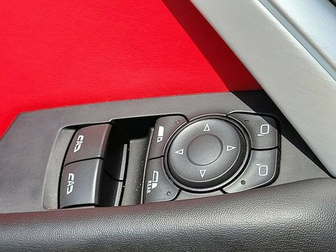Used 2018 Chevrolet Camaro LT RWD image 15
