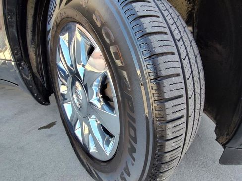 Used 2017 Buick Enclave Premium AWD/4WD image 55