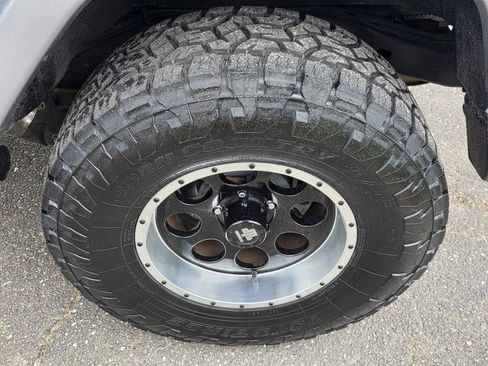 Used 2015 Jeep Wrangler Unlimited Sahara AWD/4WD image 34