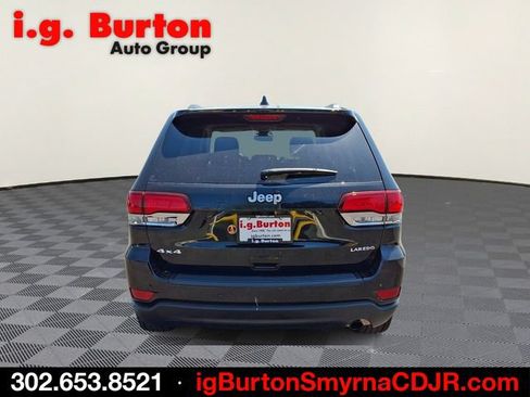 Used 2021 Jeep Grand Cherokee Laredo AWD/4WD image 5