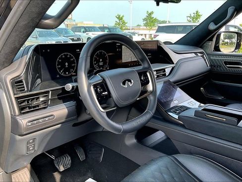 Certified 2025 INFINITI QX80 Autograph AWD/4WD image 15