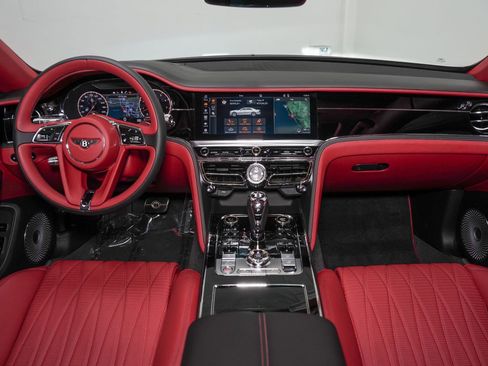 Used 2020 Bentley Flying Spur W12 image 42