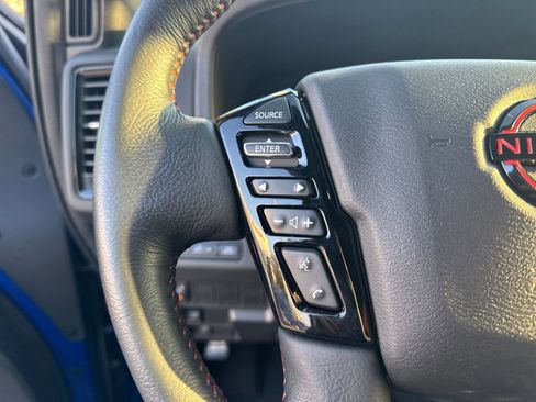 Used 2024 Nissan Frontier Pro-X w/ Technology Package image 18