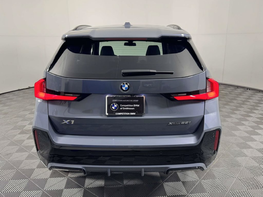 Used 2024 BMW X1 xDrive28i w/ Technology Package AWD/4WD image 9