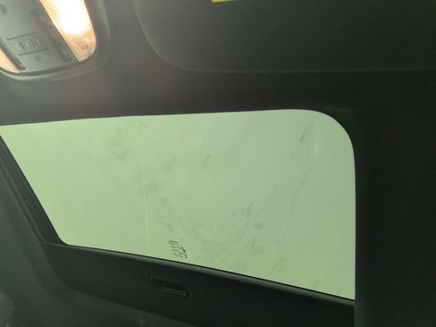 Certified 2023 Dodge Durango GT image 13