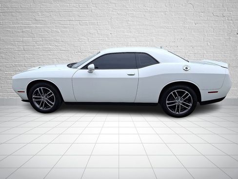 Used 2019 Dodge Challenger SXT w/ Plus Package AWD/4WD image 7