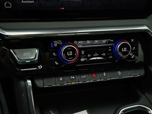 New 2025 GMC Sierra 2500 Denali w/ Denali Reserve Package image 33