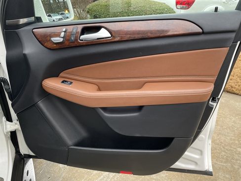 Used 2017 Mercedes-Benz GLE 350 4MATIC image 45