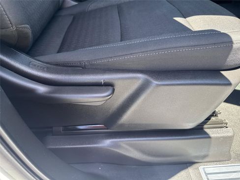 Used 2025 Chevrolet Silverado 2500 LT AWD/4WD image 35