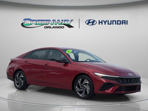 Certified 2025 Hyundai Elantra Sport FWD image 1