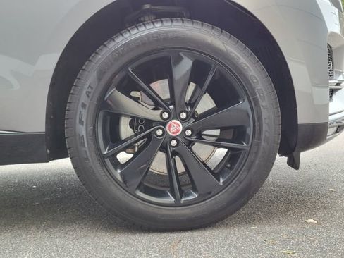 Used 2023 Jaguar F-PACE S image 17