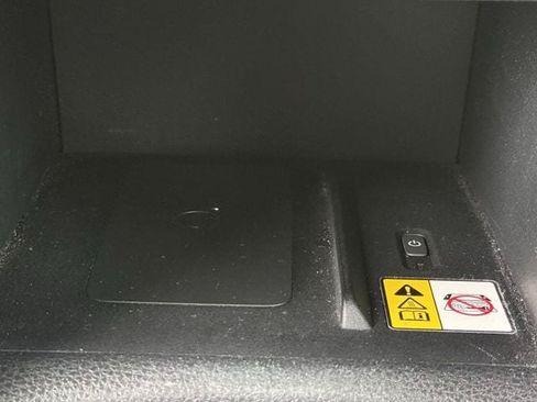 Used 2023 Toyota Corolla Cross LE FWD image 23
