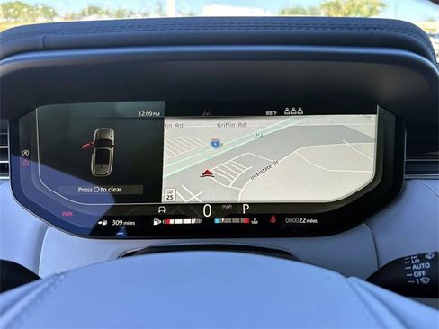 New 2025 Land Rover Range Rover Sport Dynamic SE image 30