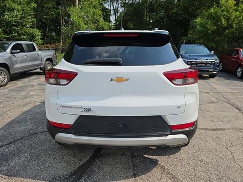 Certified 2024 Chevrolet TrailBlazer LT w/ Convenience Package FWD image 6