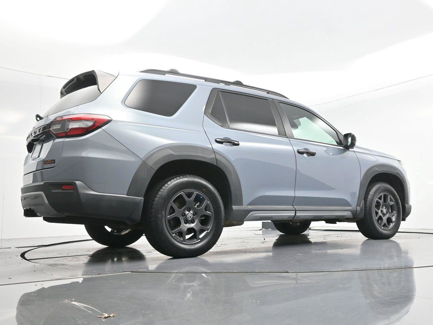 Used 2023 Honda Pilot TrailSport image 52