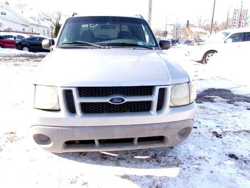 Used 2002 Ford Explorer Sport Trac 4x4 image 4