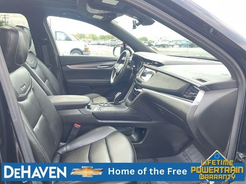 Used 2024 Cadillac XT6 Luxury w/ LPO, Floor Liner Package AWD/4WD image 29