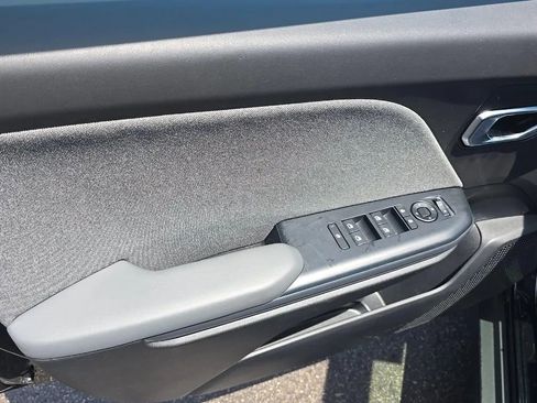 Used 2025 Kia K4 EX FWD image 12