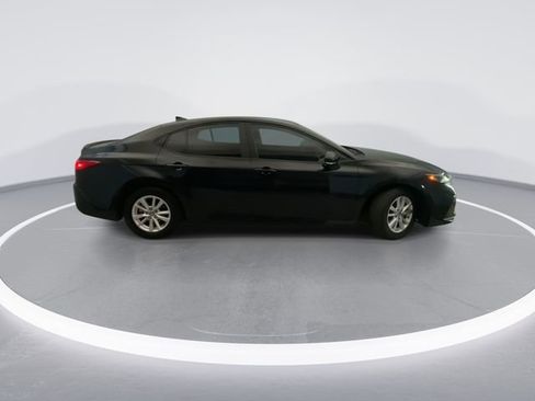Used 2025 Toyota Camry LE w/ Convenience Package FWD image 7