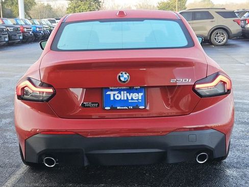 Used 2023 BMW 230i 230i w/ Premium Package image 9