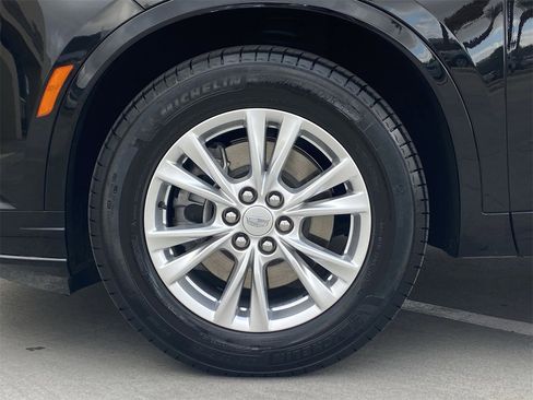 Certified 2024 Cadillac XT6 Luxury image 10