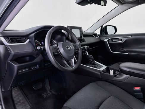 Certified 2021 Toyota RAV4 XLE w/ Convenience Package AWD/4WD image 9