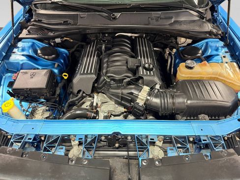 Used 2015 Dodge Challenger R/T Scat Pack w/ Leather Interior Group RWD image 26