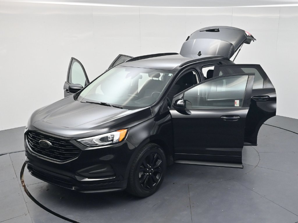 Used 2024 Ford Edge SE w/ Black Appearance Package AWD/4WD image 54