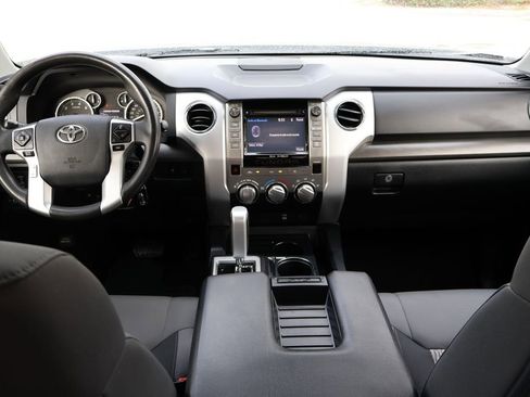 Used 2014 Toyota Tundra SR image 24