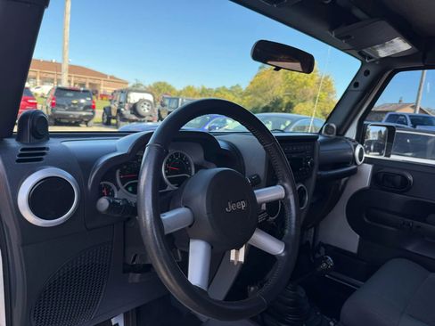 Used 2008 Jeep Wrangler Sahara w/ PWR Convenience Group image 12