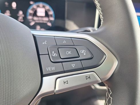 New 2026 Volkswagen Tiguan SE image 14