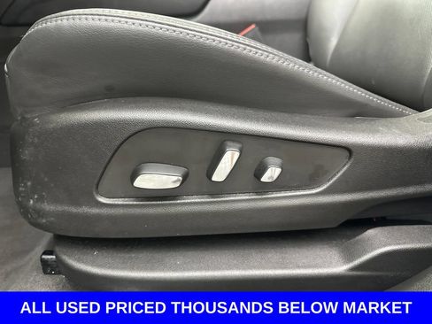 Used 2024 Cadillac XT6 Premium Luxury w/ LPO, Floor Liner Package AWD/4WD image 10