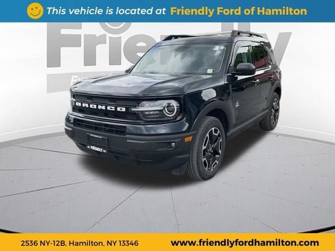 Used 2023 Ford Bronco Sport Outer Banks AWD/4WD image 1