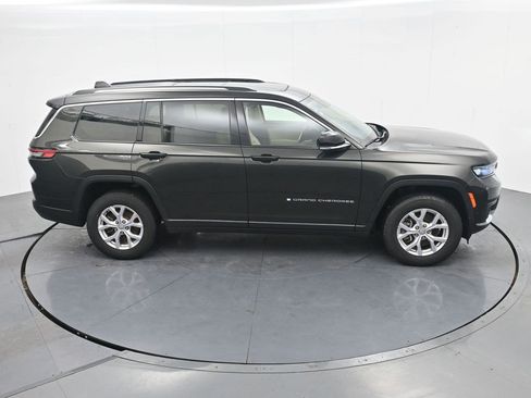 Used 2022 Jeep Grand Cherokee L Limited w/ Luxury Tech Group II AWD/4WD image 20