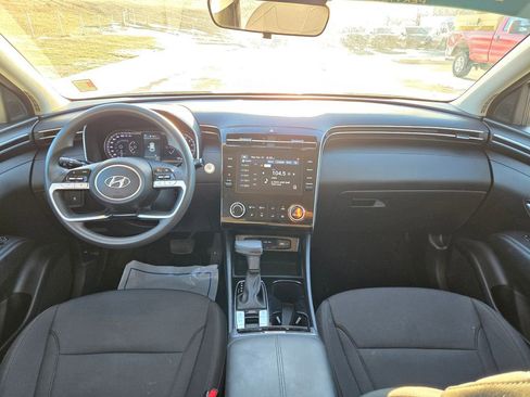 Used 2022 Hyundai Tucson SEL image 17