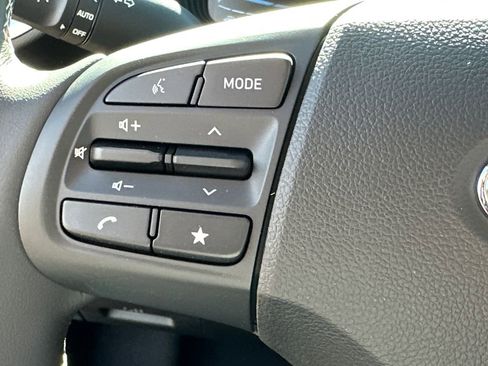 New 2026 Hyundai Venue SEL FWD image 25