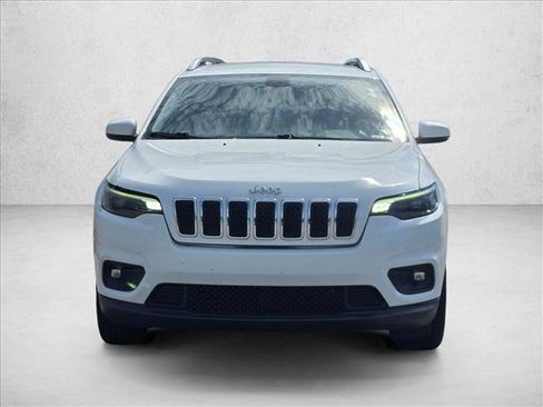 Used 2020 Jeep Cherokee Latitude Plus w/ Cold Weather Group FWD image 2