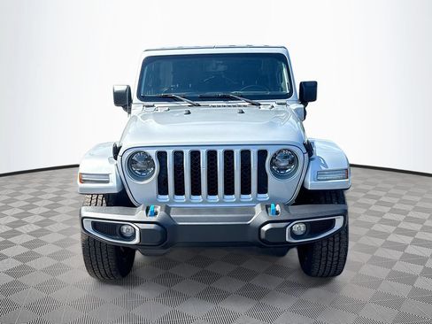 Used 2023 Jeep Wrangler Unlimited Sahara w/ Cold Weather Group AWD/4WD image 2