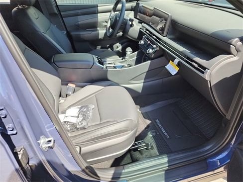 New 2025 Hyundai Tucson XRT image 10