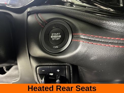 Used 2024 Dodge Durango GT RWD image 18