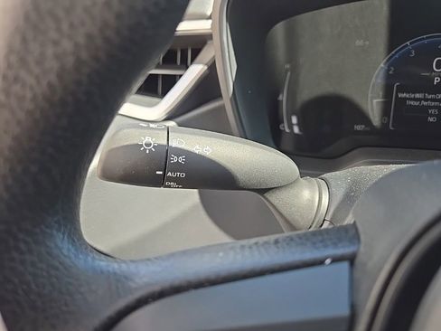 Used 2026 Toyota Corolla LE w/ LE Premium Package FWD image 20