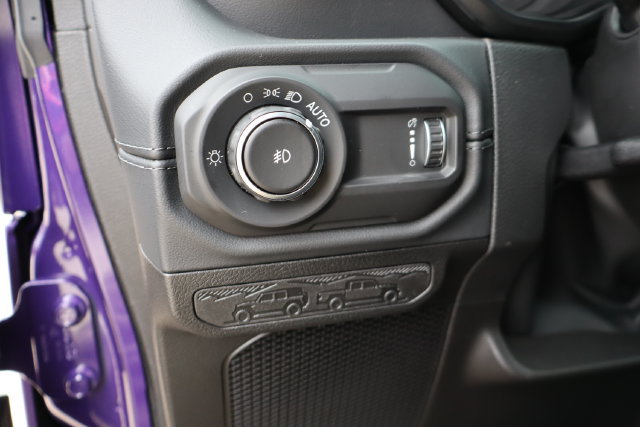 New 2026 Jeep Wrangler Unlimited Sahara AWD/4WD image 19