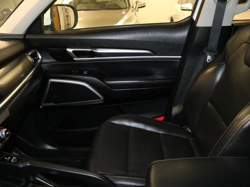 Used 2020 Kia Telluride S FWD image 78