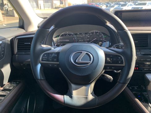 Used 2017 Lexus RX 350 FWD w/ Premium Package image 18