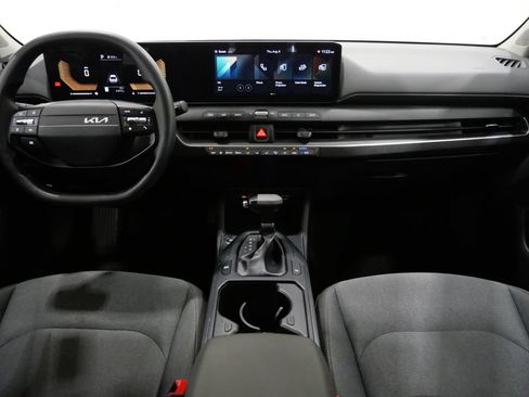 Used 2025 Kia K4 FWD image 10
