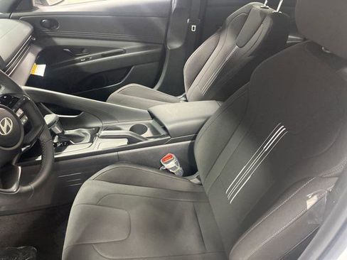 New 2025 Hyundai Elantra Sport image 8