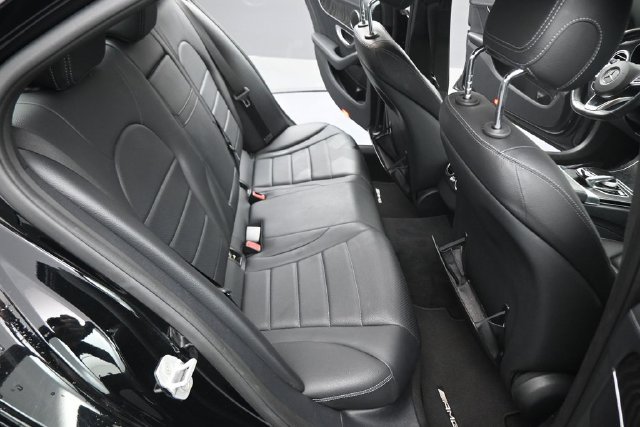 Used 2015 Mercedes-Benz C 300 Sedan image 16