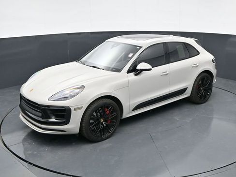 Used 2022 Porsche Macan GTS AWD/4WD image 32