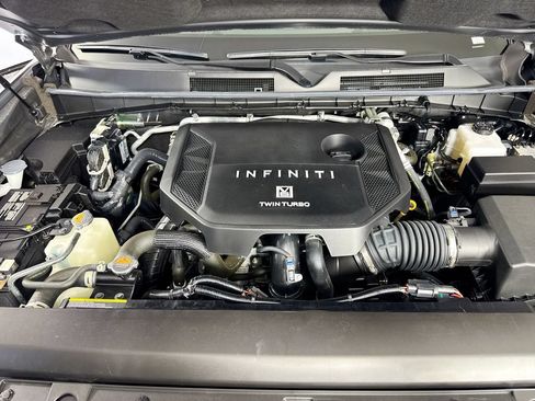 Used 2025 INFINITI QX80 Sensory AWD/4WD image 40