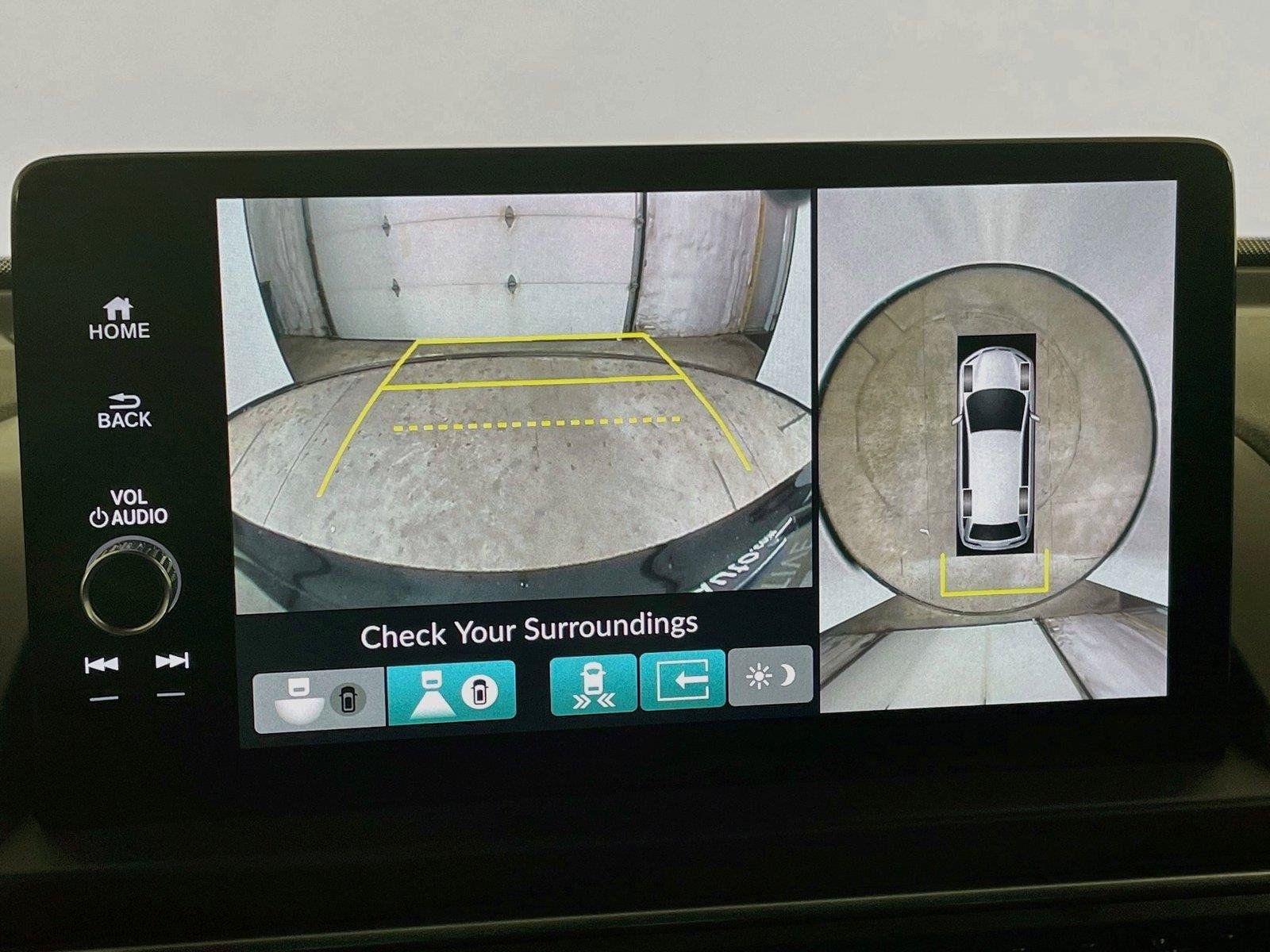 Used 2023 Honda Pilot Elite image 6